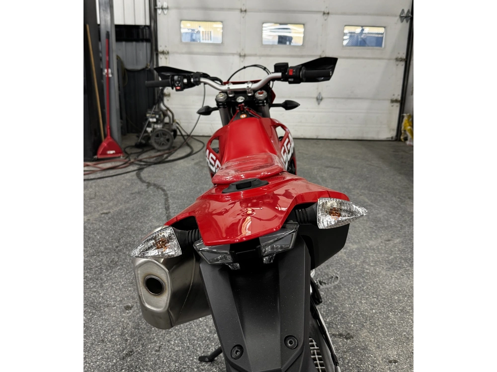 Gasgas Es 700 2023 alt