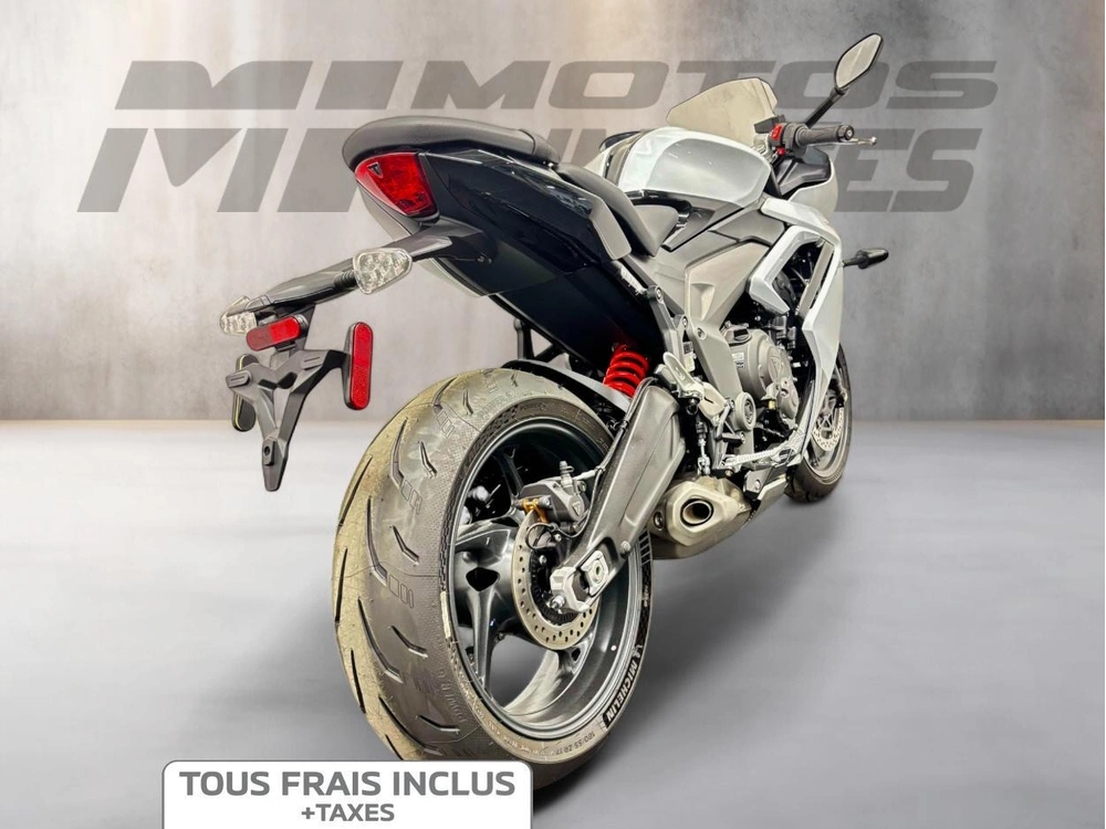 Triumph Daytona 660 2025 alt