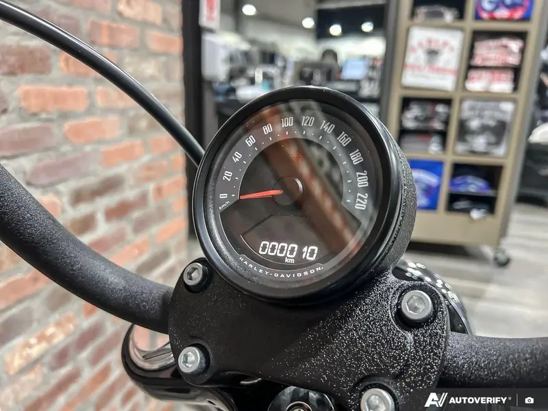 2025 Harley-Davidson FXBB - Street Bob® thumbnail 14