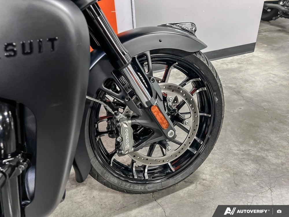 2024 Indian Motorcycle Pursuit® Dark Horse® Black Smoke alt