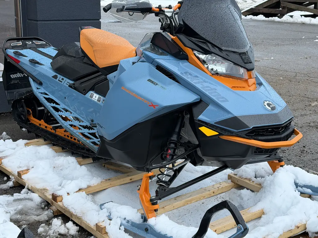 2021 BRP Backcountry X 850 E-TEC
