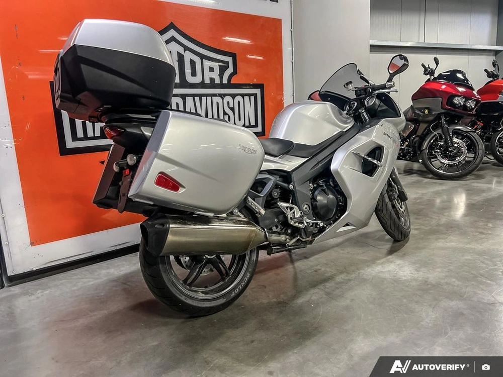 2011 Triumph Sprint Gt Sprint Gt 1050 alt
