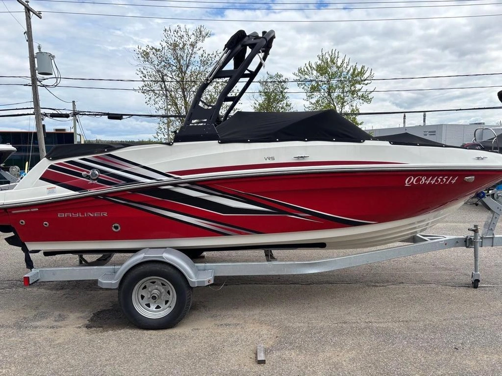 Bayliner Vr5 2022 alt