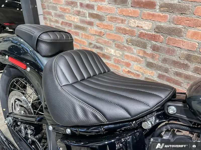 2025 Harley-Davidson FXBB - Street Bob® thumbnail 21