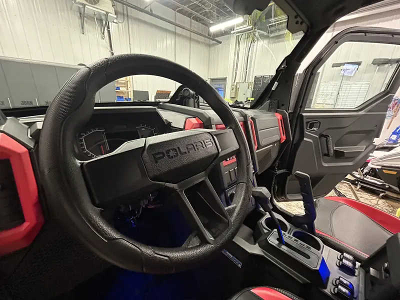 2026 Polaris XPEDITION XP 5 NORTHSTAR RED