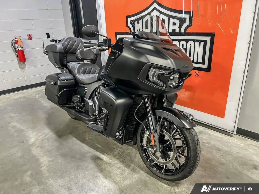 2024 Indian Motorcycle Pursuit® Dark Horse® Black Smoke alt