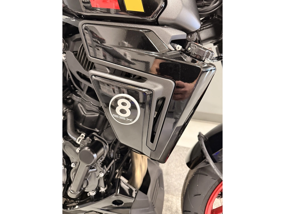 Suzuki Gsx-8tt Gsx-8 Tt 2026 alt