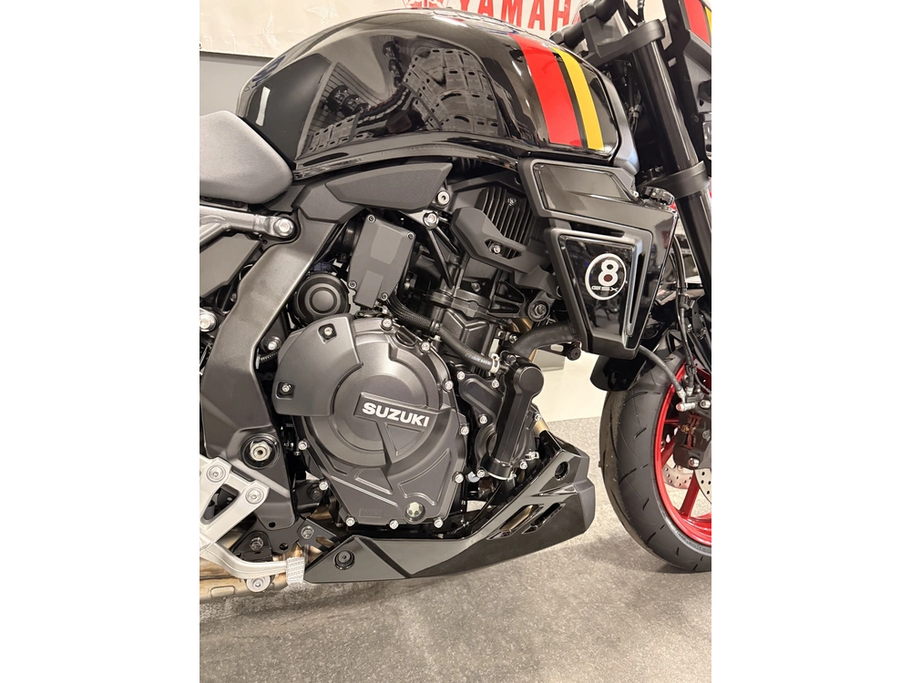 Suzuki Gsx-8tt Gsx-8 Tt 2026 alt