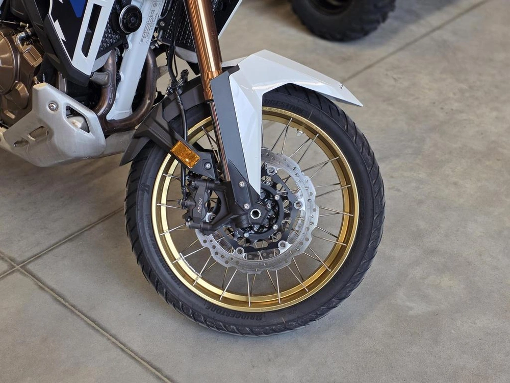 Honda Africa Twin Adventure Es Man Crf11004s 2025 alt