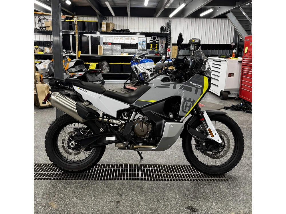 Husqvarna Norden 901 2025 alt