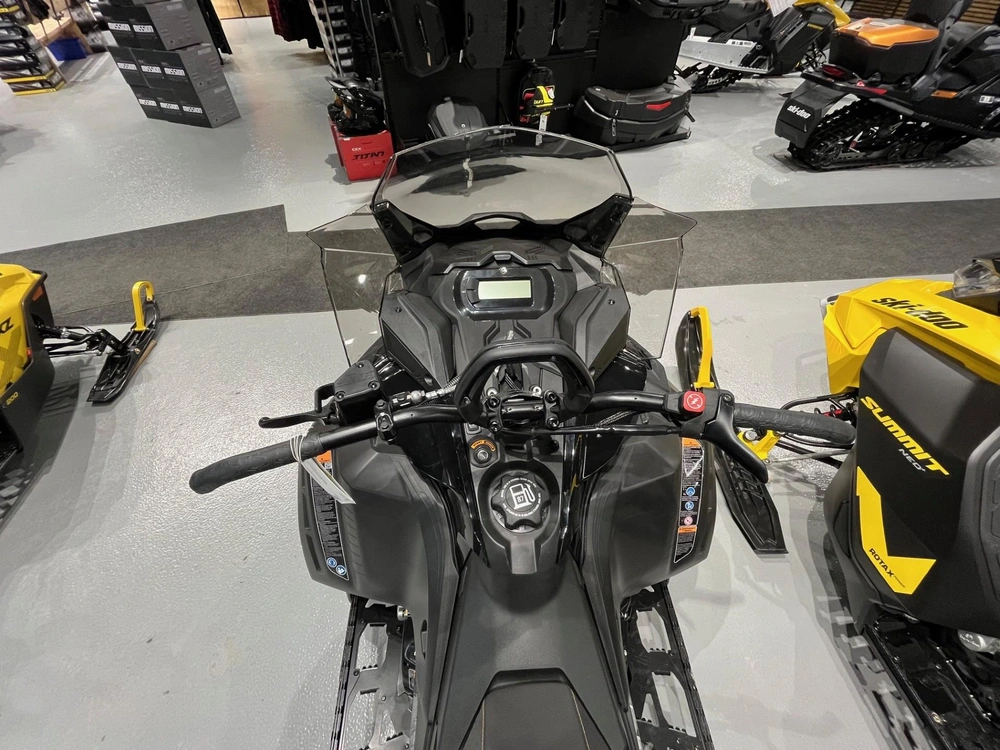 Ski-doo Tundra Le 600 Efi Lt 2026 alt