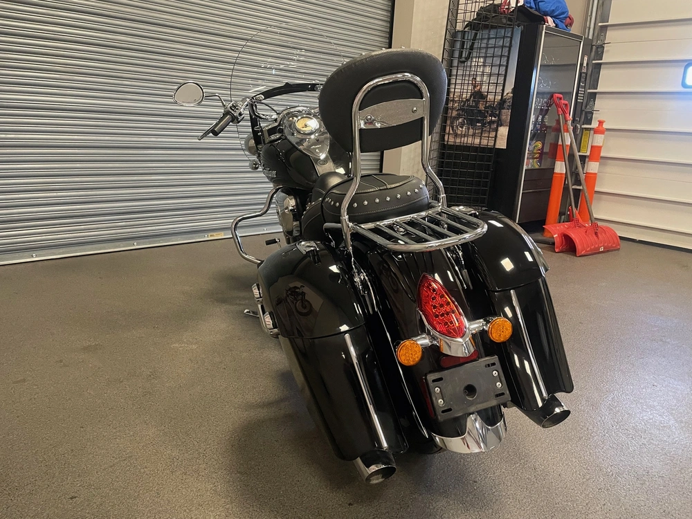 2019 Indian Motorcycle Springfield alt