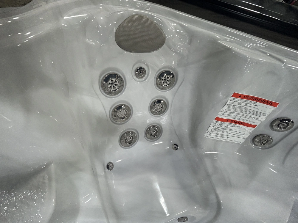 2025 Hydropool 6800 - Silver Marble/driftwood alt