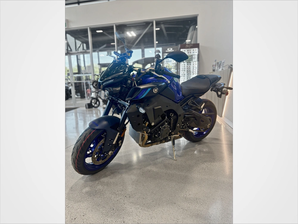 2025 Yamaha Mt-10 $750 Rebate Included alt