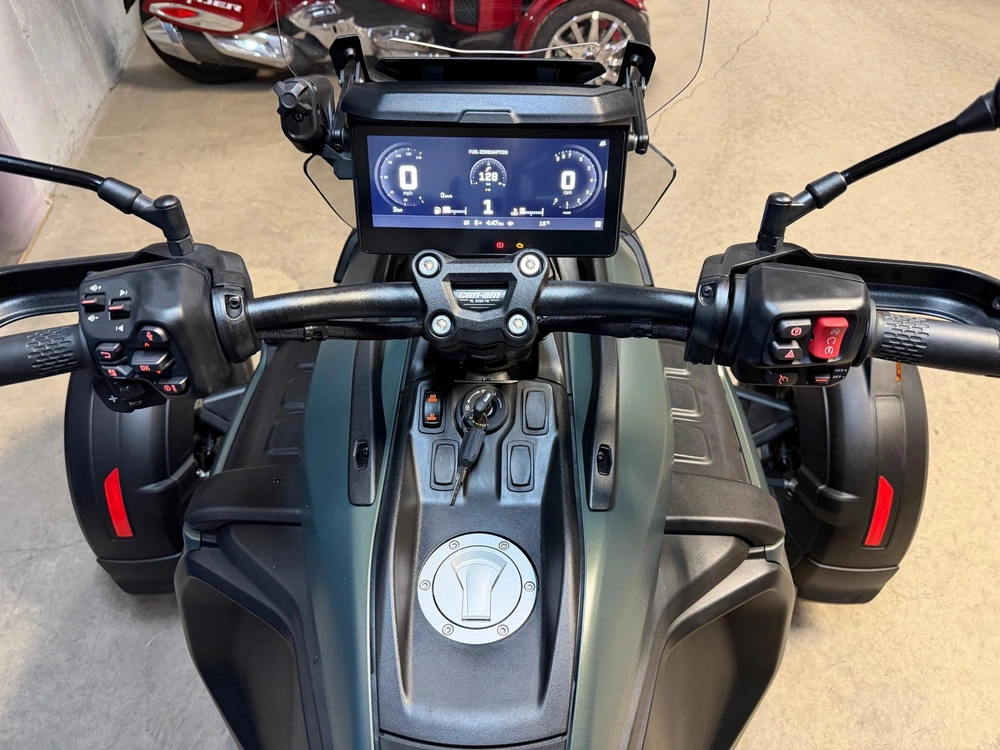 Can-am Spyder Canyon Redrock 2025 alt