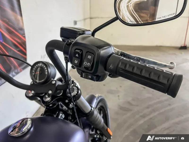 2025 Harley-Davidson FXBB - Street Bob® thumbnail 16