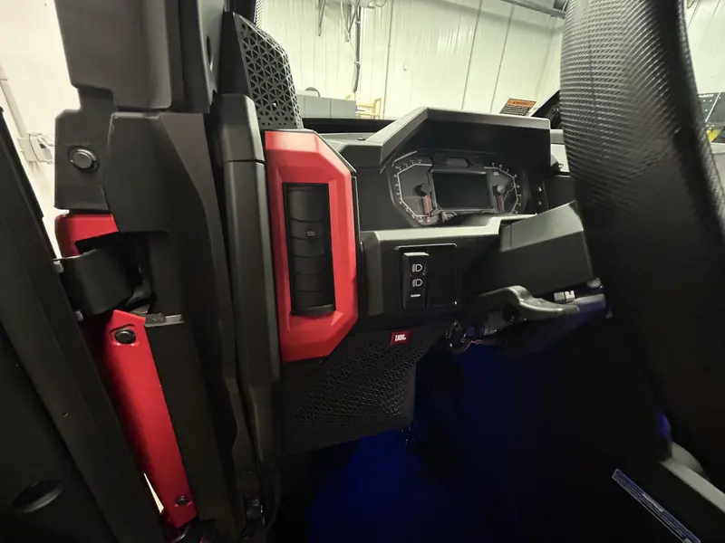 2026 Polaris XPEDITION XP 5 NORTHSTAR RED