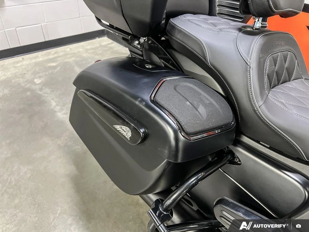 2024 Indian Motorcycle Pursuit® Dark Horse® Black Smoke alt