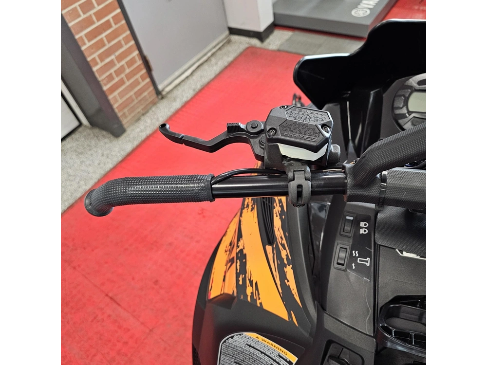 2025 Yamaha Sxv4nmsb alt