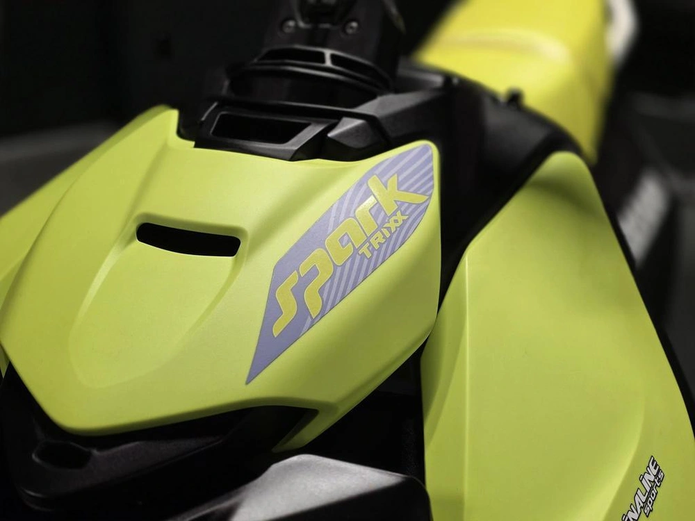 Sea-doo Spark Trixx 3up 2024 alt