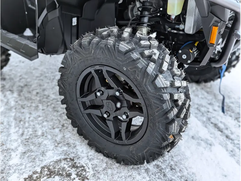 2026 Polaris Sportsman 570 Trail // Onyx Black