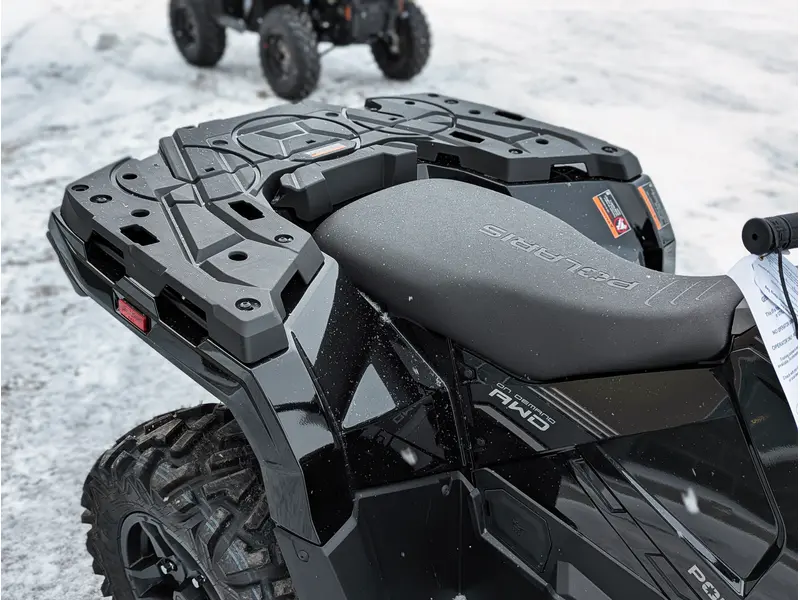 2026 Polaris Sportsman 570 Trail // Onyx Black