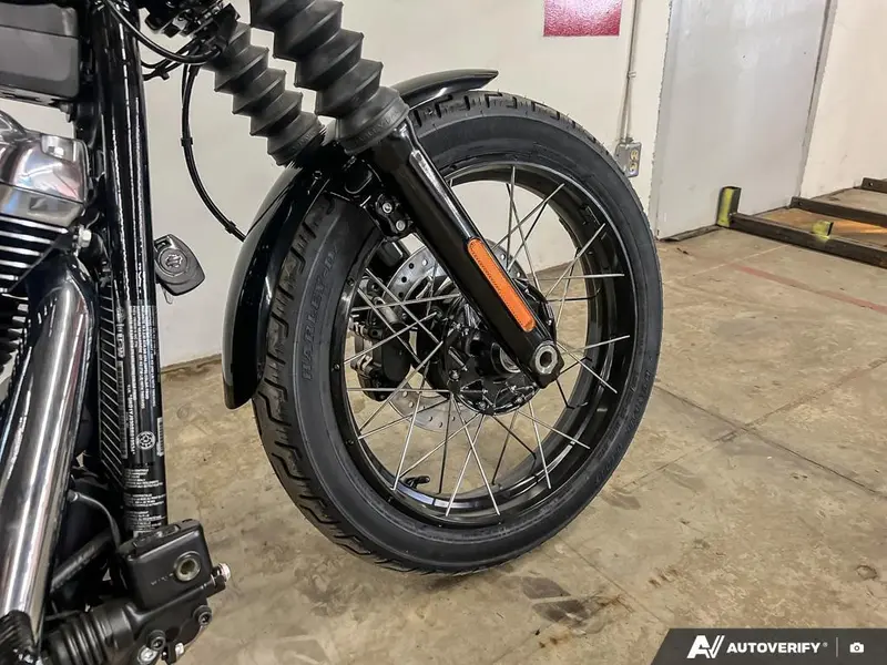 2025 Harley-Davidson FXBB - Street Bob® thumbnail 8
