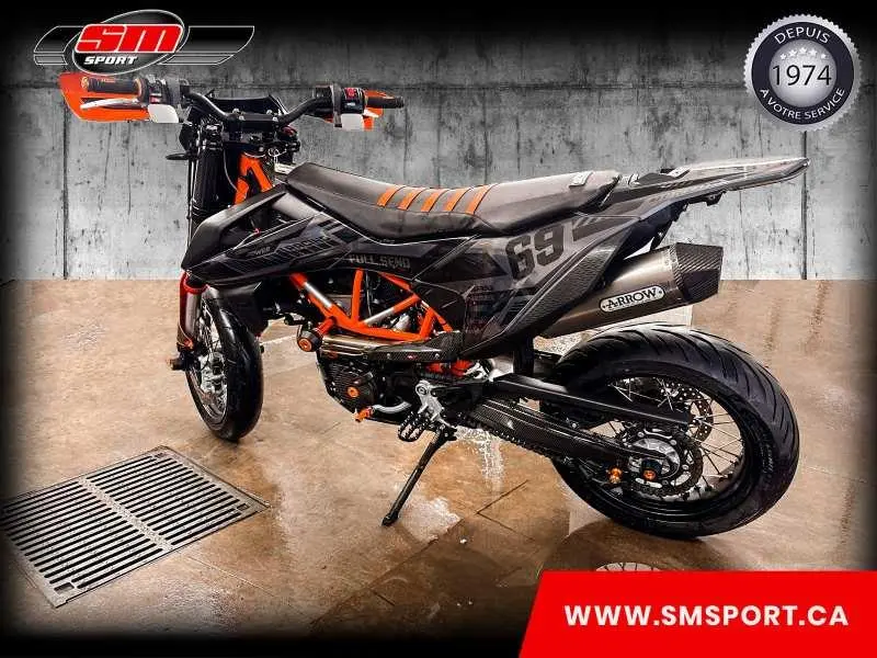 2021 KTM 690 SMC R