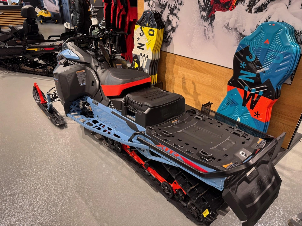 Ski-doo Expedition Xtreme 900 Turbo R 2026 alt
