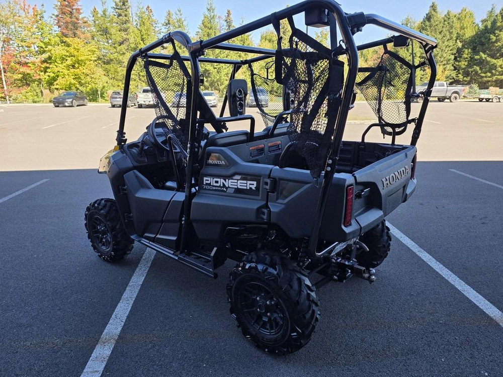 Honda Pioneer 700-4p Dlx Sxs7m4ds 2025 alt
