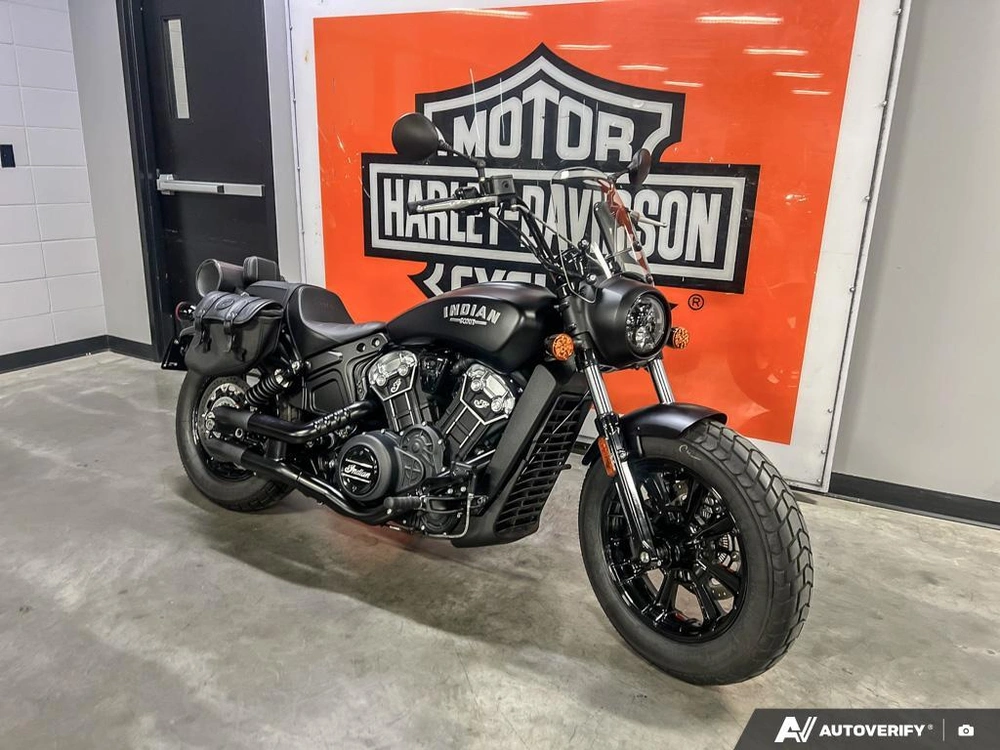 2022 Indian Motorcycle Scout® Bobber Abs Black Metallic alt