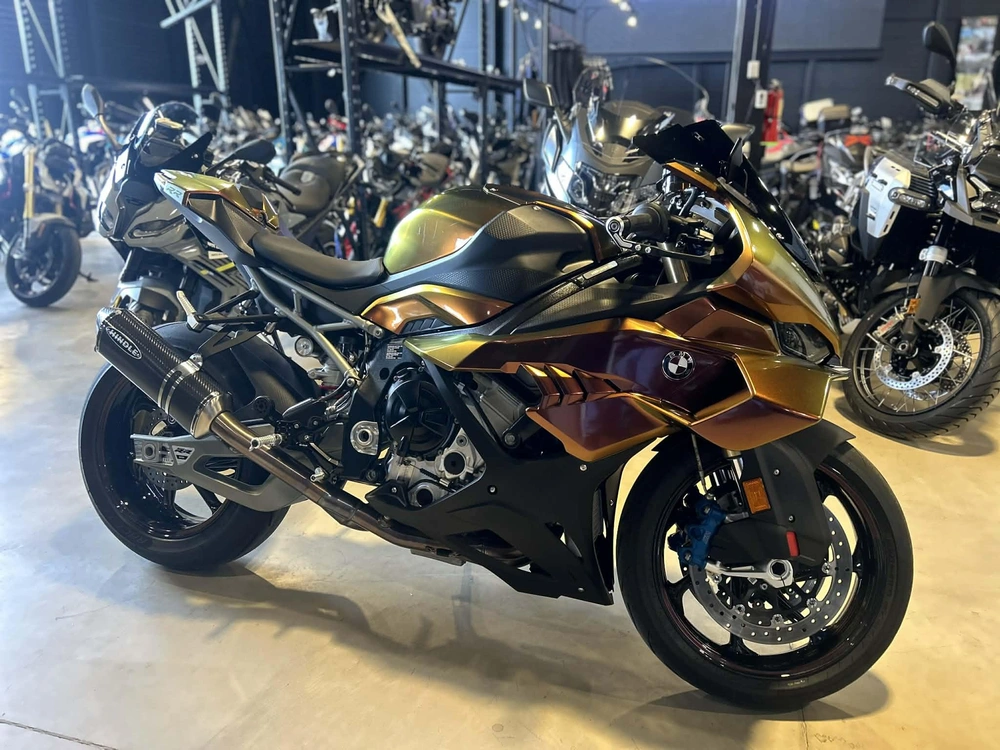 Bmw S1000rr 2025 alt