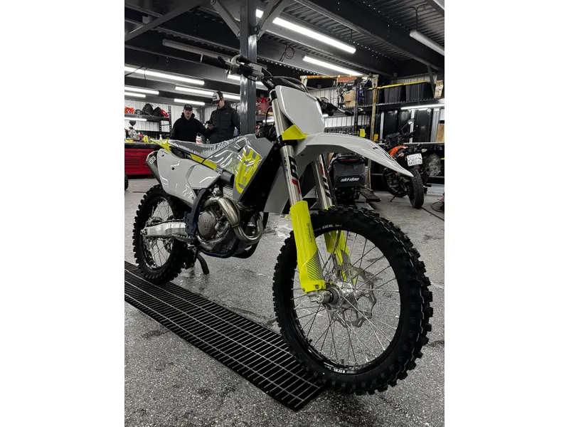 2024 Husqvarna FC 350 thumbnail 8