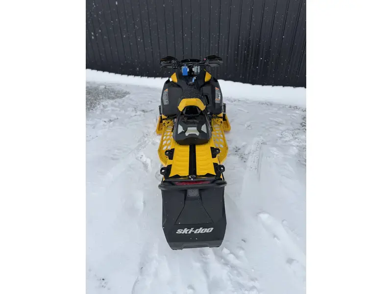 2025 Ski-Doo MXZ COMPETITION 850 TURBO Smart Shocks