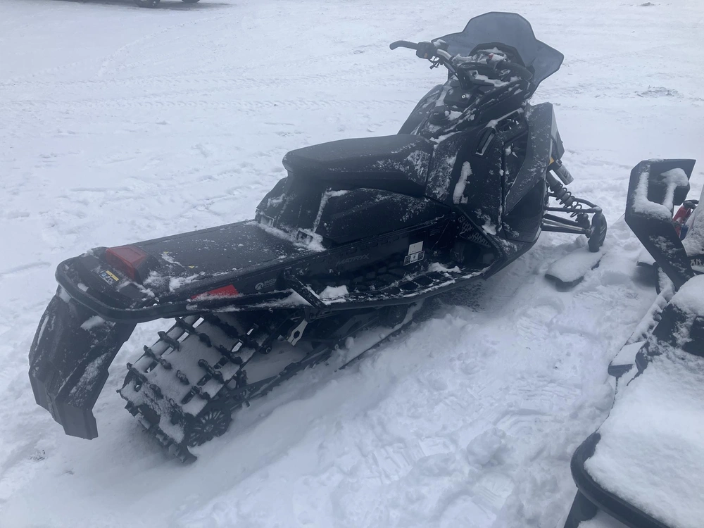 2021 Polaris S21tdp8rs 850 Indy Xc 137 Launch Edition alt