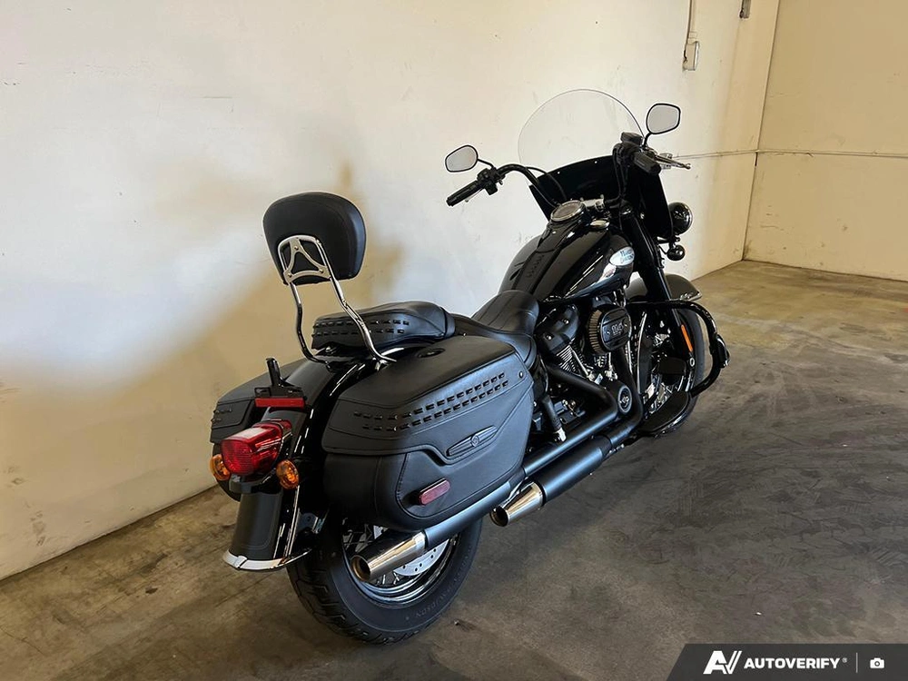 2024 Harley-davidson Flhcs - Heritage Classic alt