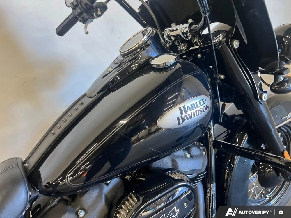 2024 Harley-davidson Flhcs - Heritage Classic alt
