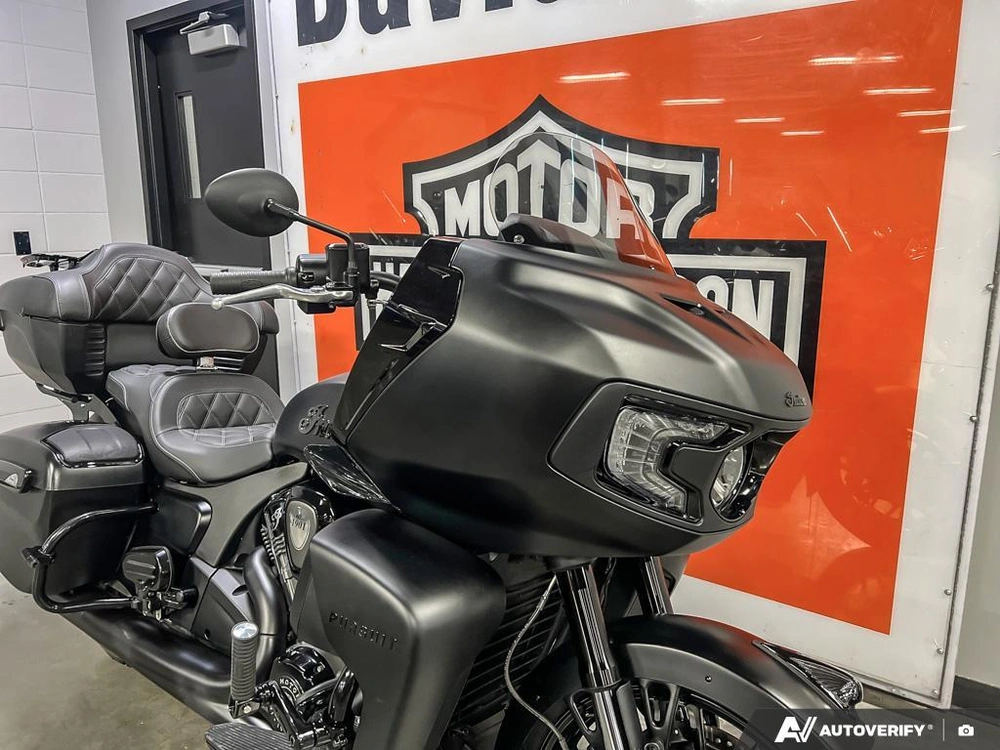 2024 Indian Motorcycle Pursuit® Dark Horse® Black Smoke alt