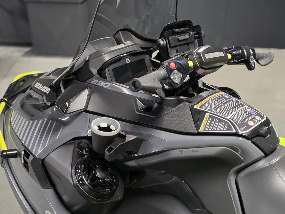 Sea-doo Explorer Pro 230 2025 alt