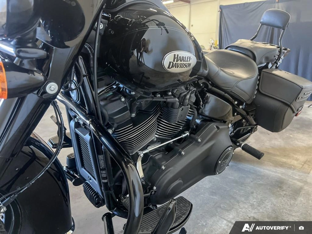 2024 Harley-davidson Flhcs - Heritage Classic alt