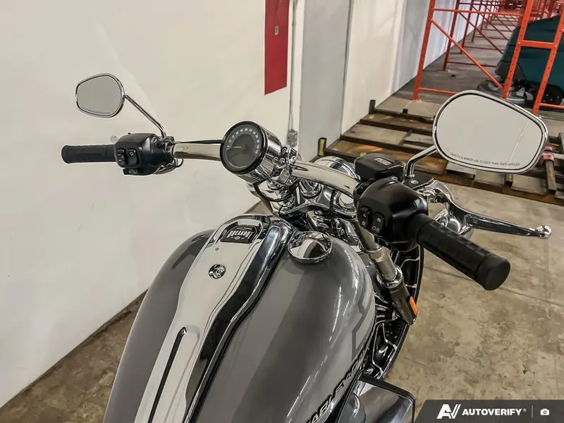 2025 Harley-Davidson FXBR - Breakout™ thumbnail 13