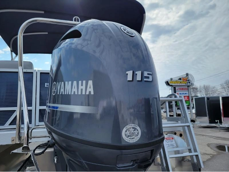 2025 Bennington Marine S21 Stern Radius 3t Express alt