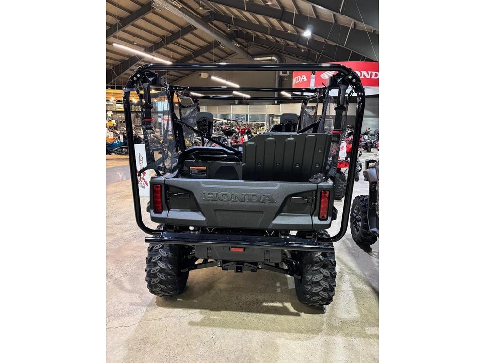 Honda Pioneer 1000 2025 alt