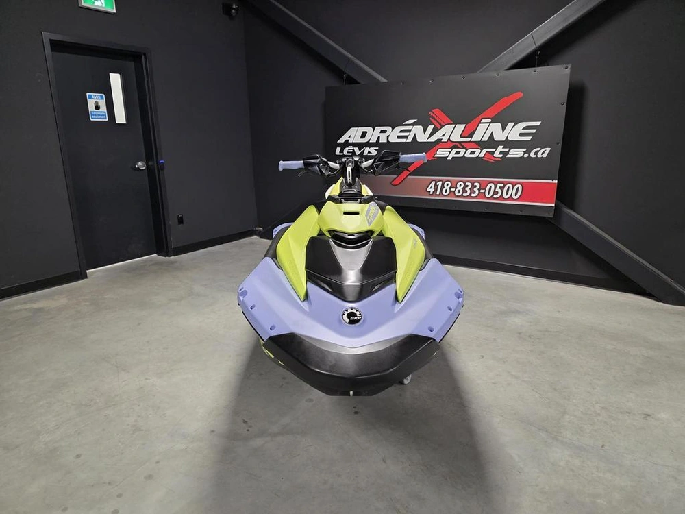 Sea-doo Spark Trixx 3up 2024 alt