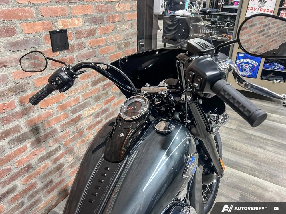 2025 Harley-davidson Flhc - Heritage Classic alt