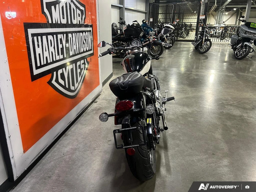 2023 Triumph Bonneville Speedmaster Sapphire Black/fusion White alt