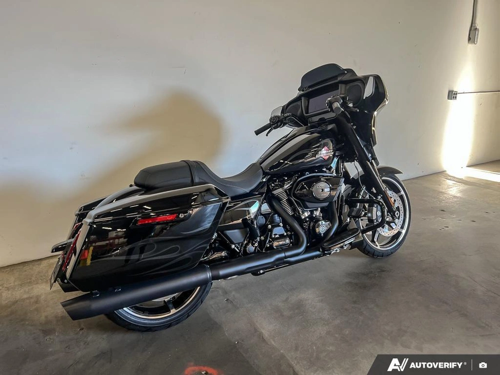 2025 Harley-davidson Flhx - Street Glide® alt