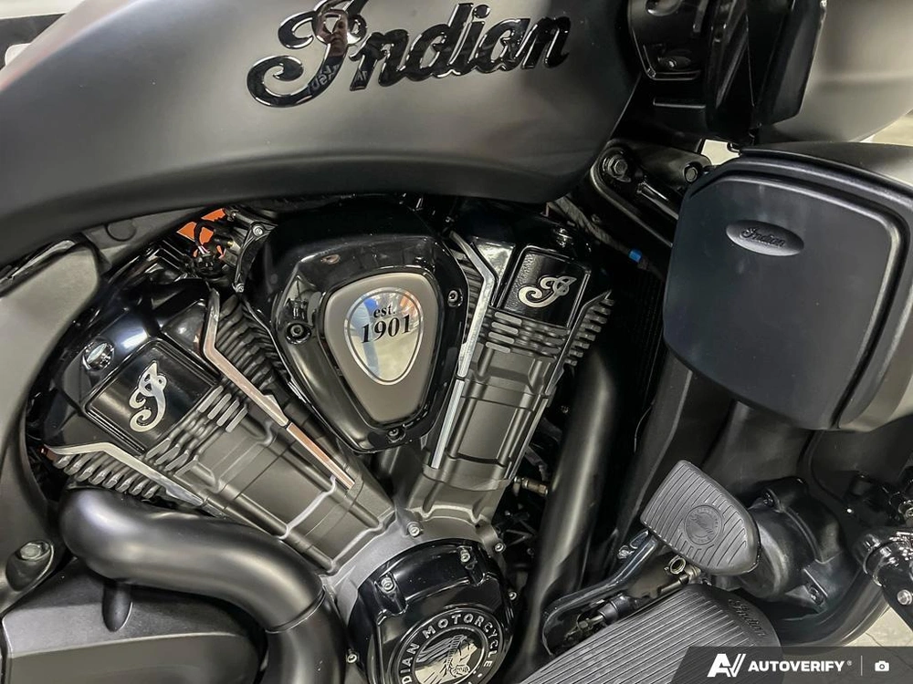 2024 Indian Motorcycle Pursuit® Dark Horse® Black Smoke alt