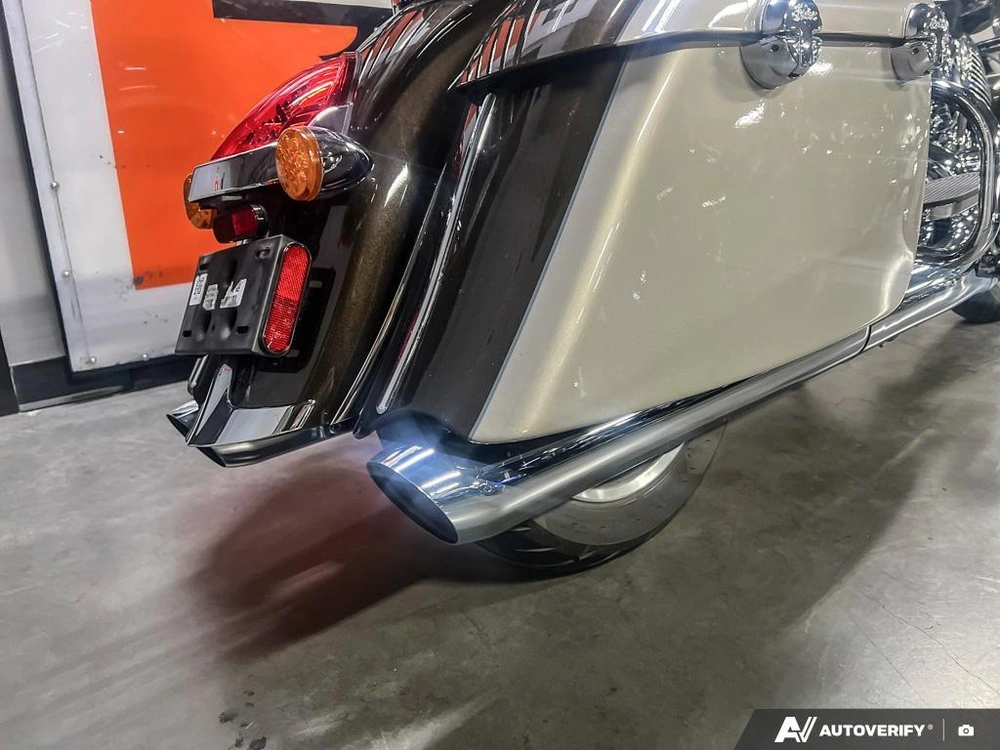 2024 Indian Motorcycle Springfield® Bronze Pearl/silver Qurtz alt