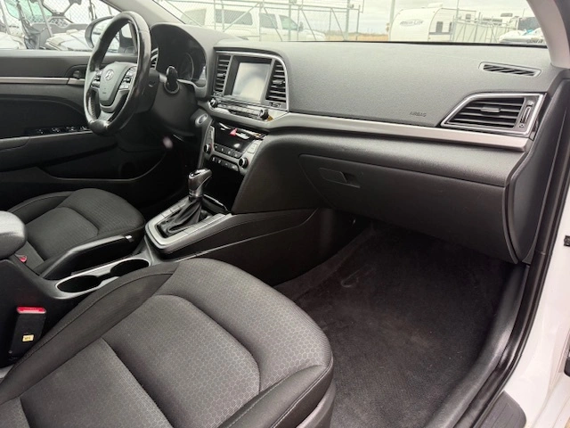 2017 Hyundai Elantra Gls alt